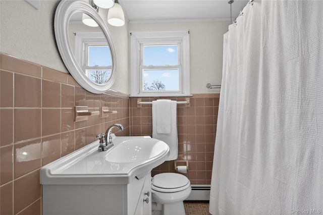 84 Ohio Avenue, Massapequa, NY 11758