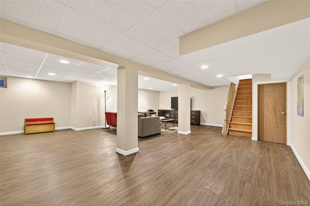 84 Ohio Avenue, Massapequa, NY 11758