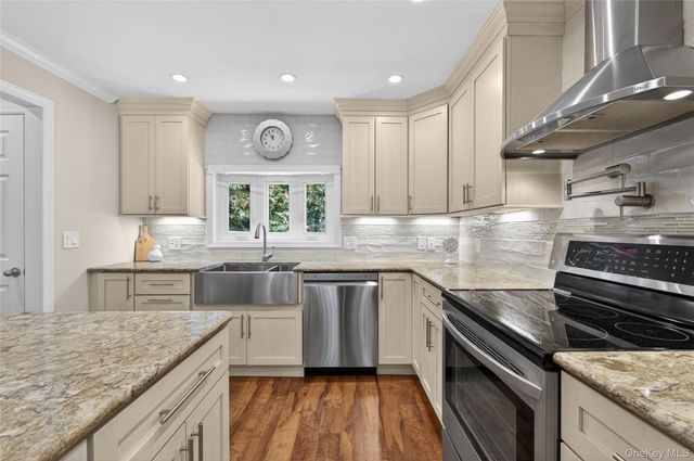 84 Ohio Avenue, Massapequa, NY 11758