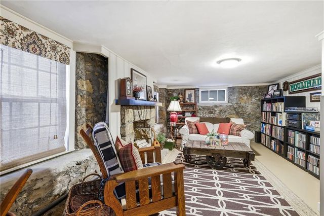 416 E 66th Terrace, Kansas City, MO 64131