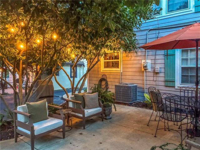 416 E 66th Terrace, Kansas City, MO 64131