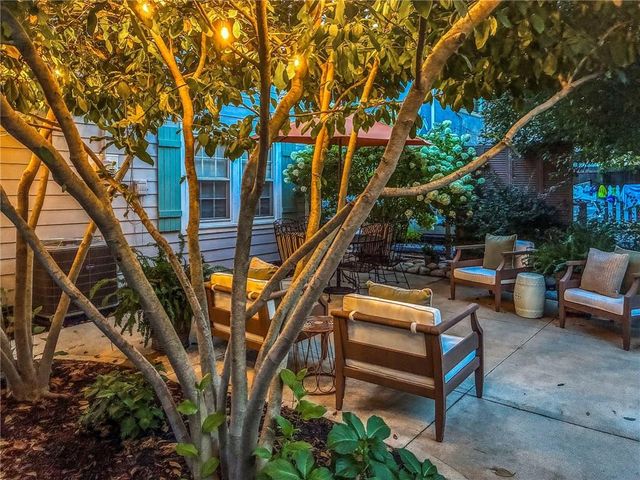 416 E 66th Terrace, Kansas City, MO 64131