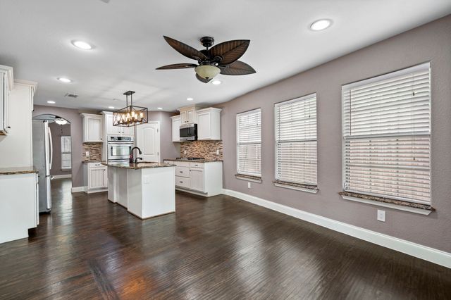 8406 Lakemont Drive, Dallas, TX 75209