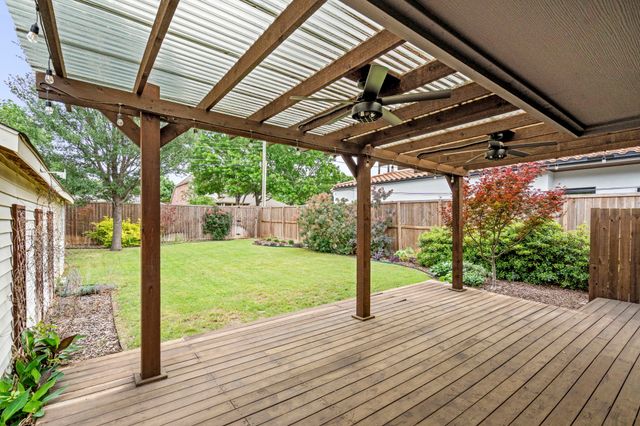 8406 Lakemont Drive, Dallas, TX 75209