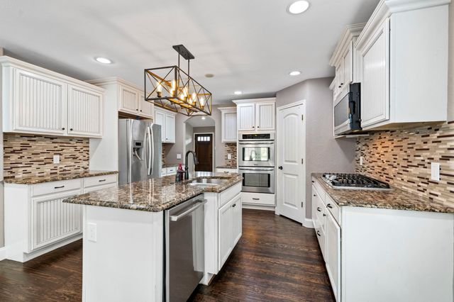 8406 Lakemont Drive, Dallas, TX 75209