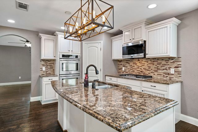 8406 Lakemont Drive, Dallas, TX 75209