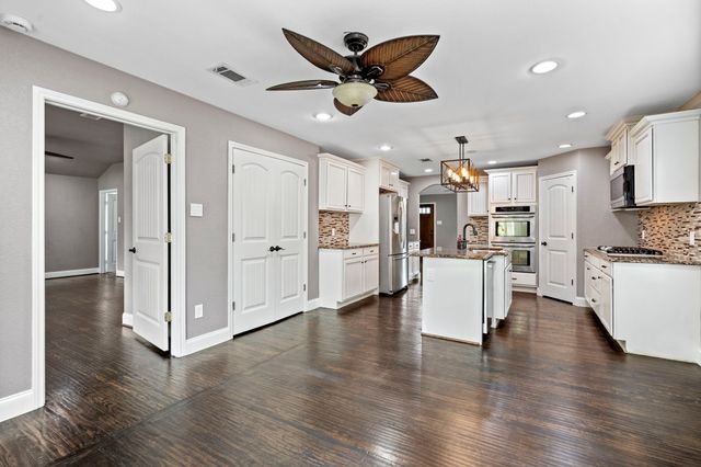 8406 Lakemont Drive, Dallas, TX 75209