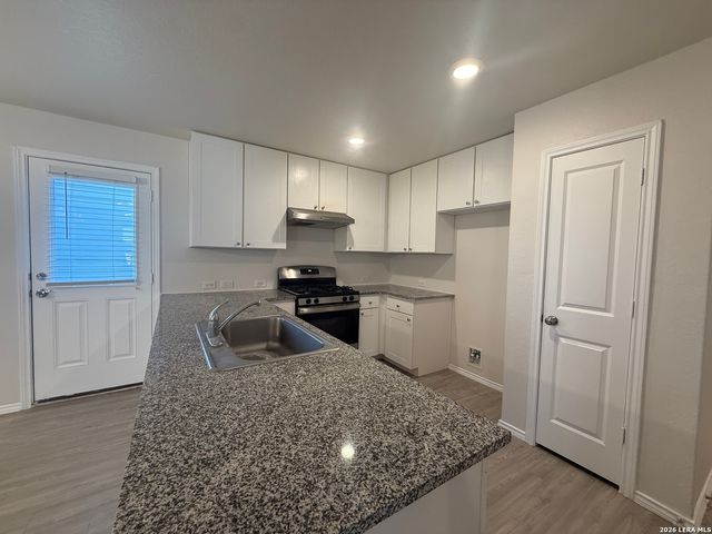 6427 Pickaxe, San Antonio, TX 78252