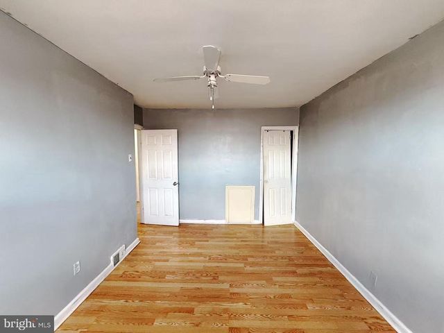 2221 LONGSHORE AVE, Philadelphia, PA 19149