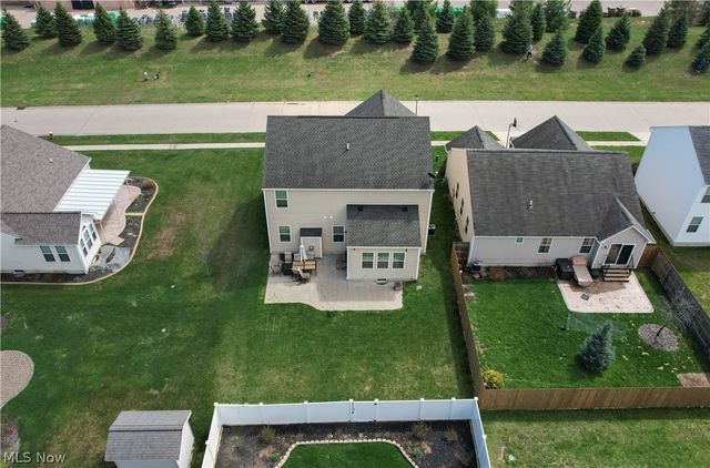6138 E Meadow Farm Lane, Lorain, OH 44053