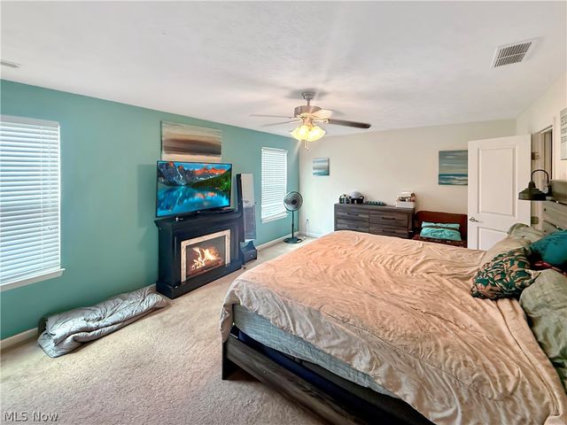 6138 E Meadow Farm Lane, Lorain, OH 44053