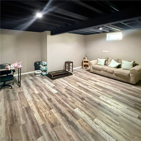 6138 E Meadow Farm Lane, Lorain, OH 44053