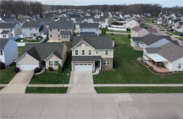 6138 E Meadow Farm Lane, Lorain, OH 44053