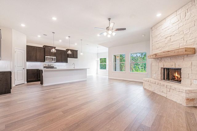 11739 Oakwood Ranch, Willis, TX 77378