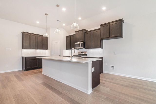 11739 Oakwood Ranch, Willis, TX 77378
