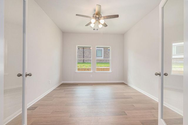 11739 Oakwood Ranch, Willis, TX 77378