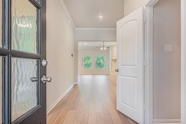 11739 Oakwood Ranch, Willis, TX 77378