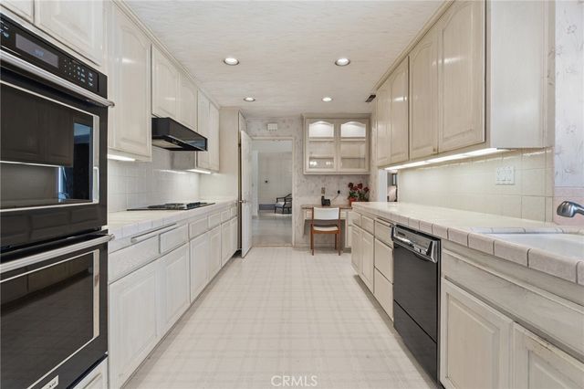20250 Allentown Drive, Woodland Hills, CA 91364