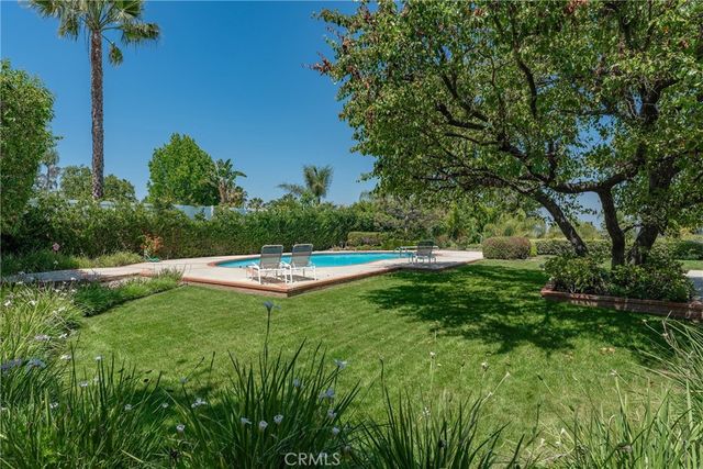 20250 Allentown Drive, Woodland Hills, CA 91364