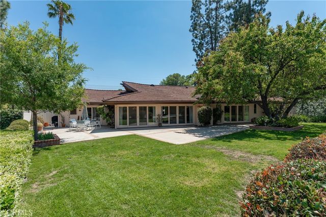 20250 Allentown Drive, Woodland Hills, CA 91364