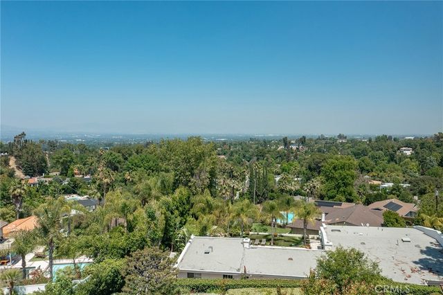 20250 Allentown Drive, Woodland Hills, CA 91364