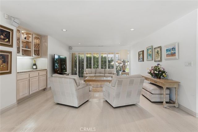 20250 Allentown Drive, Woodland Hills, CA 91364