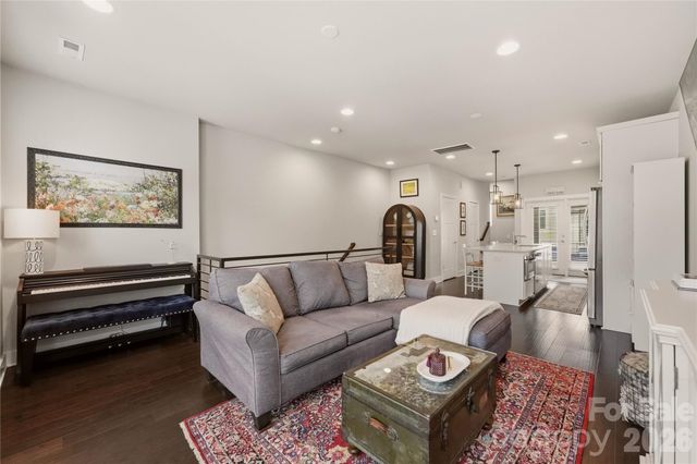 1747 Cannon View Lane, Charlotte, NC 28208