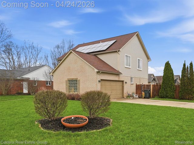 29011 Oakmont Drive, Chesterfield Township, MI 48051