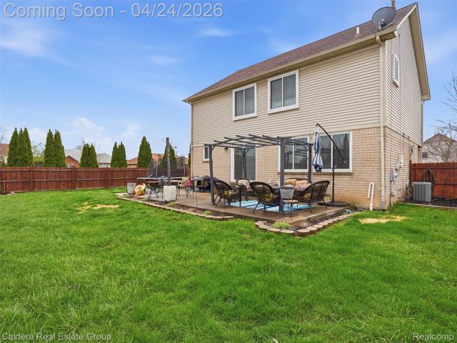 29011 Oakmont Drive, Chesterfield Township, MI 48051