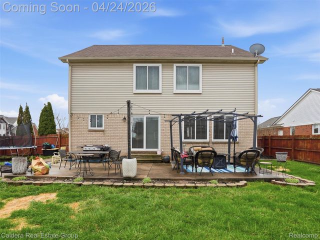 29011 Oakmont Drive, Chesterfield Township, MI 48051