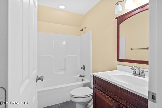 2110 Graefenburg Rd, Lawrenceburg, KY 40342