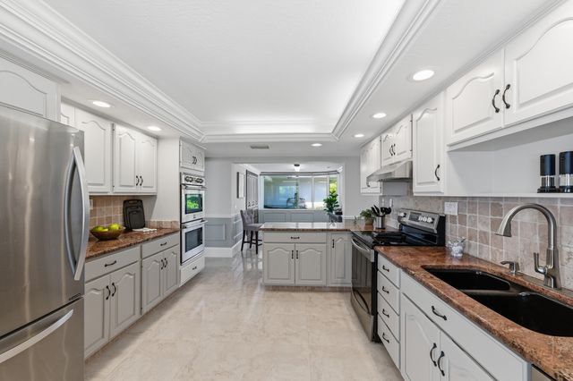 1625 Thumb Point Drive, Fort Pierce, FL 34949