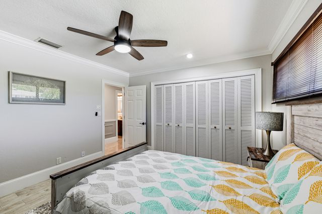 1625 Thumb Point Drive, Fort Pierce, FL 34949