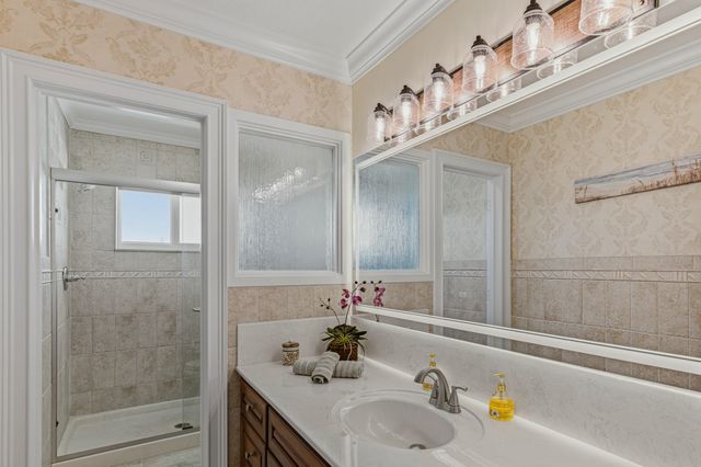 1625 Thumb Point Drive, Fort Pierce, FL 34949