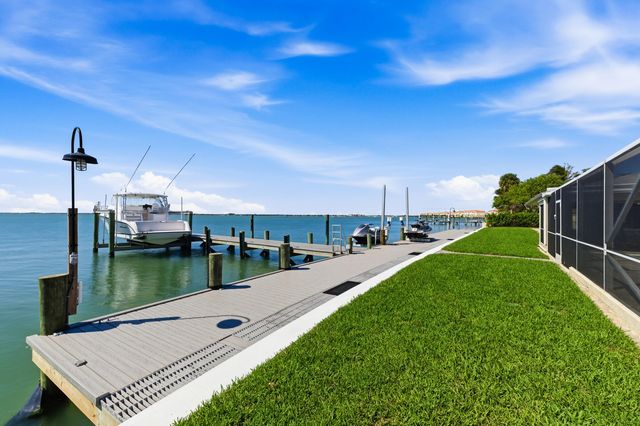 1625 Thumb Point Drive, Fort Pierce, FL 34949