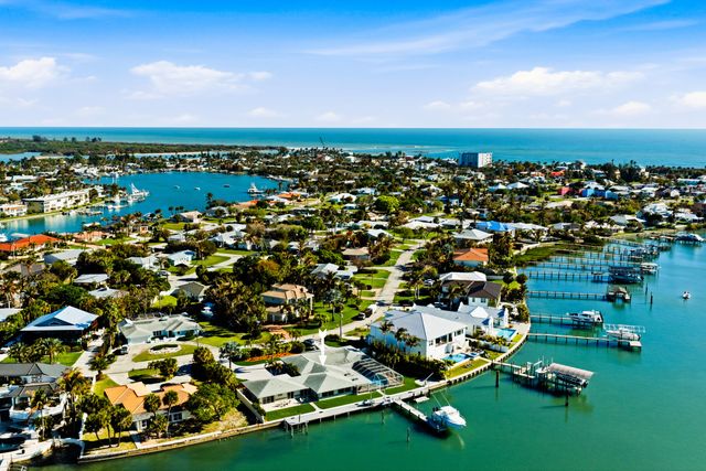 1625 Thumb Point Drive, Fort Pierce, FL 34949