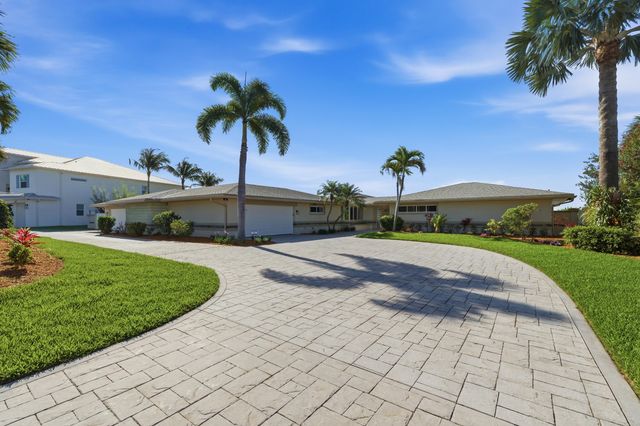 1625 Thumb Point Drive, Fort Pierce, FL 34949