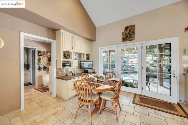 13700 Clements Rd, Groveland, CA 95321