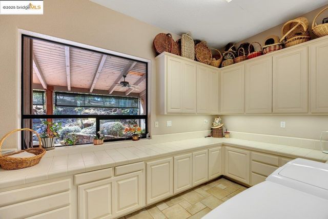 13700 Clements Rd, Groveland, CA 95321