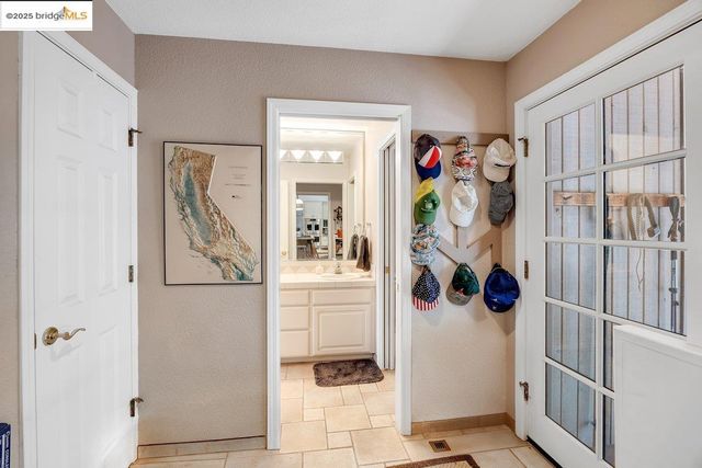 13700 Clements Rd, Groveland, CA 95321