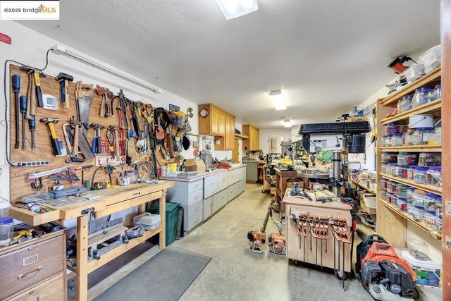 13700 Clements Rd, Groveland, CA 95321