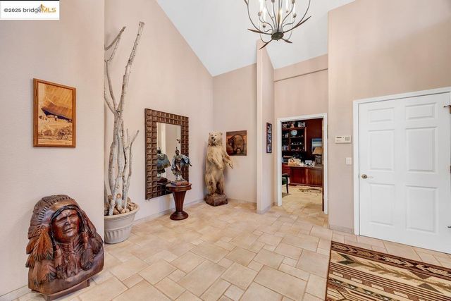 13700 Clements Rd, Groveland, CA 95321