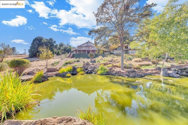 13700 Clements Rd, Groveland, CA 95321