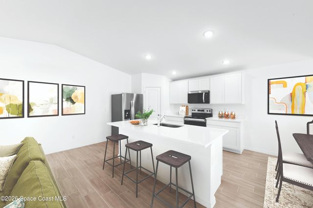 502 Hallcrest Street SW, Palm Bay, FL 32908