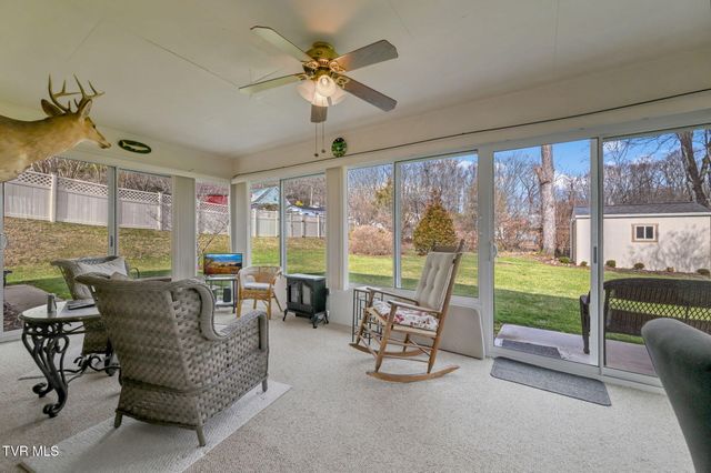 3402 Amoyee Drive, Johnson City, TN 37601