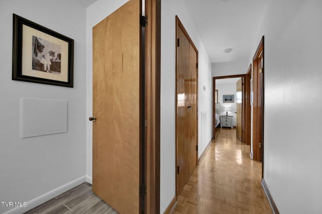 3402 Amoyee Drive, Johnson City, TN 37601