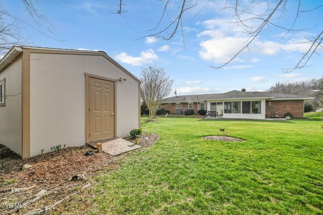 3402 Amoyee Drive, Johnson City, TN 37601