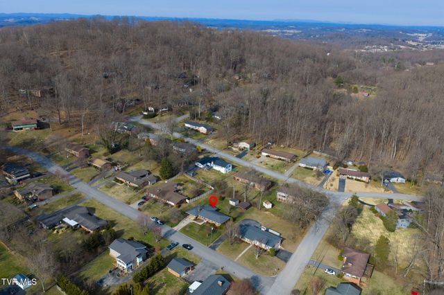 3402 Amoyee Drive, Johnson City, TN 37601