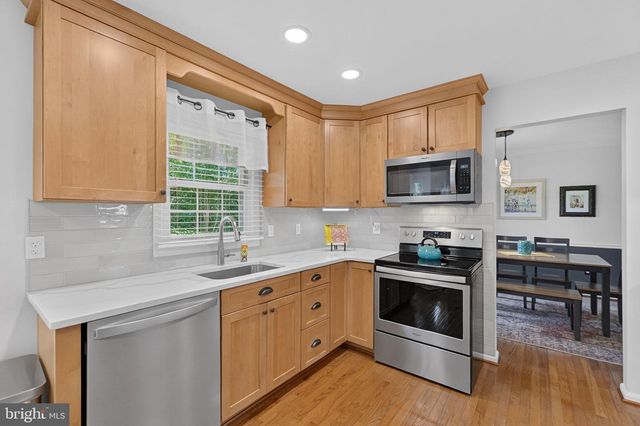 13520 SPINNING WHEEL DR, Germantown, MD 20874