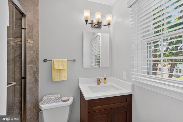 13520 SPINNING WHEEL DR, Germantown, MD 20874